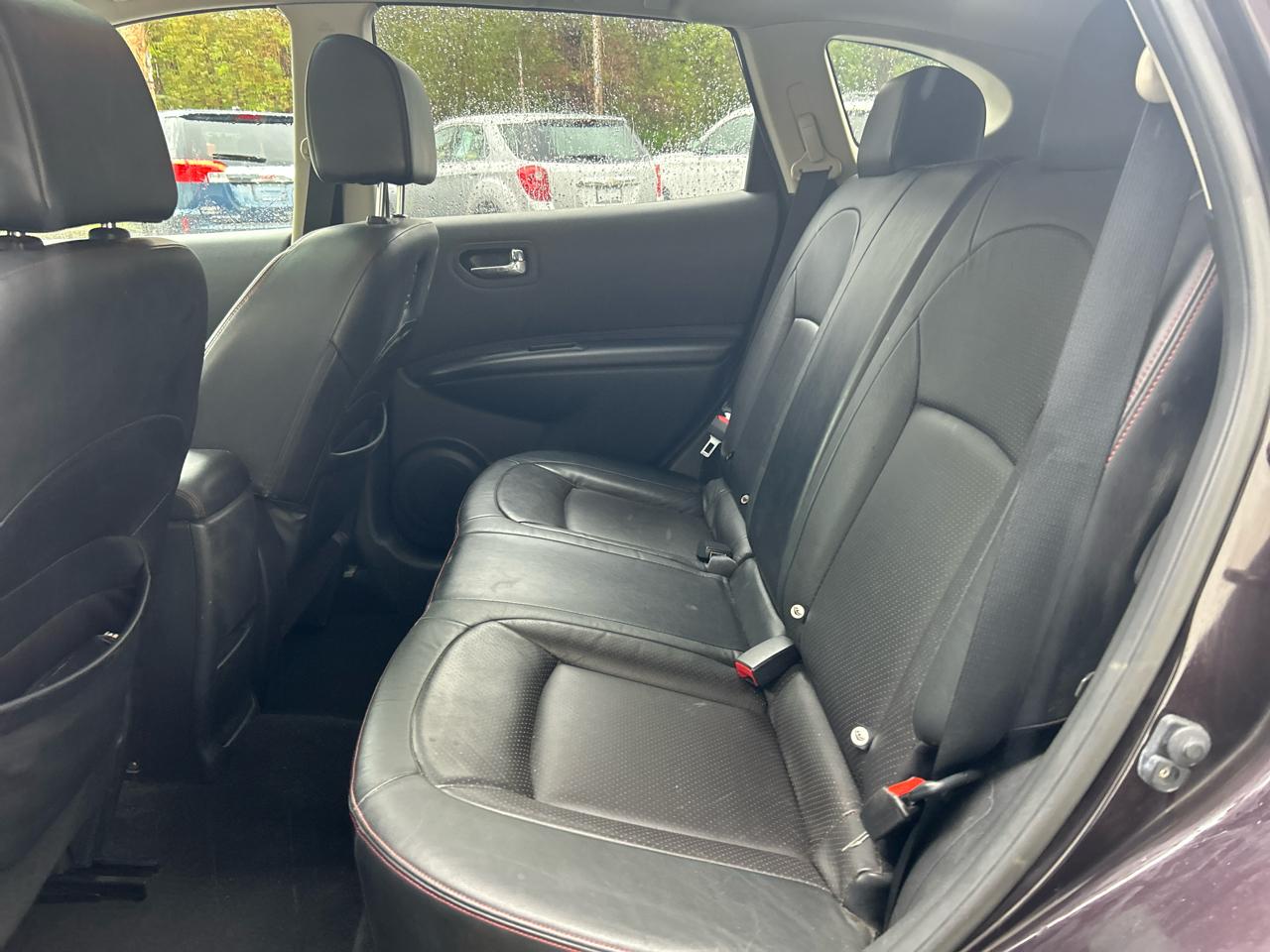 Nissan Rogue S AWD 2012
