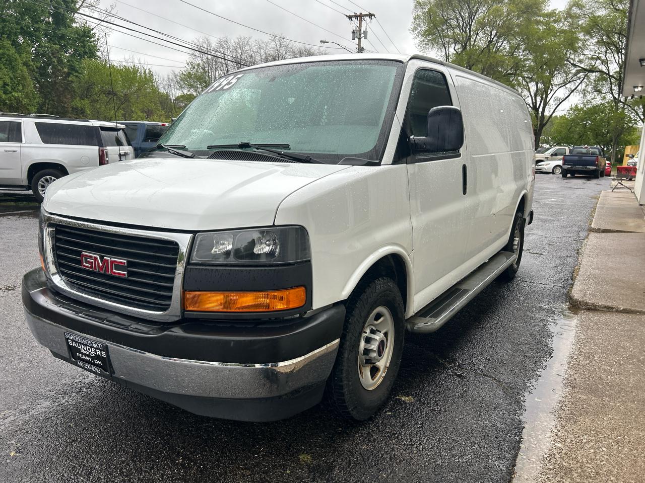 GMC Savana G2500 Cargo 2017