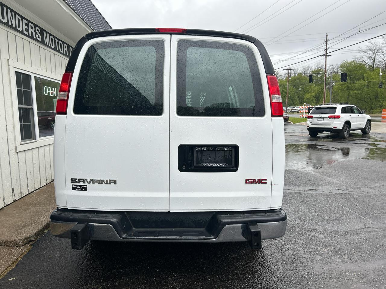 GMC Savana G2500 Cargo 2017