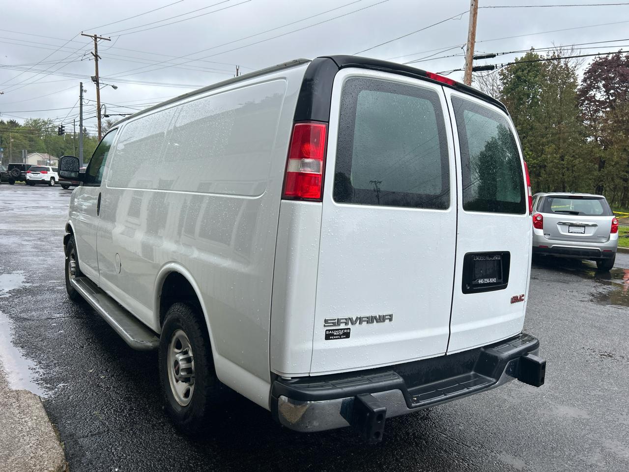 GMC Savana G2500 Cargo 2017