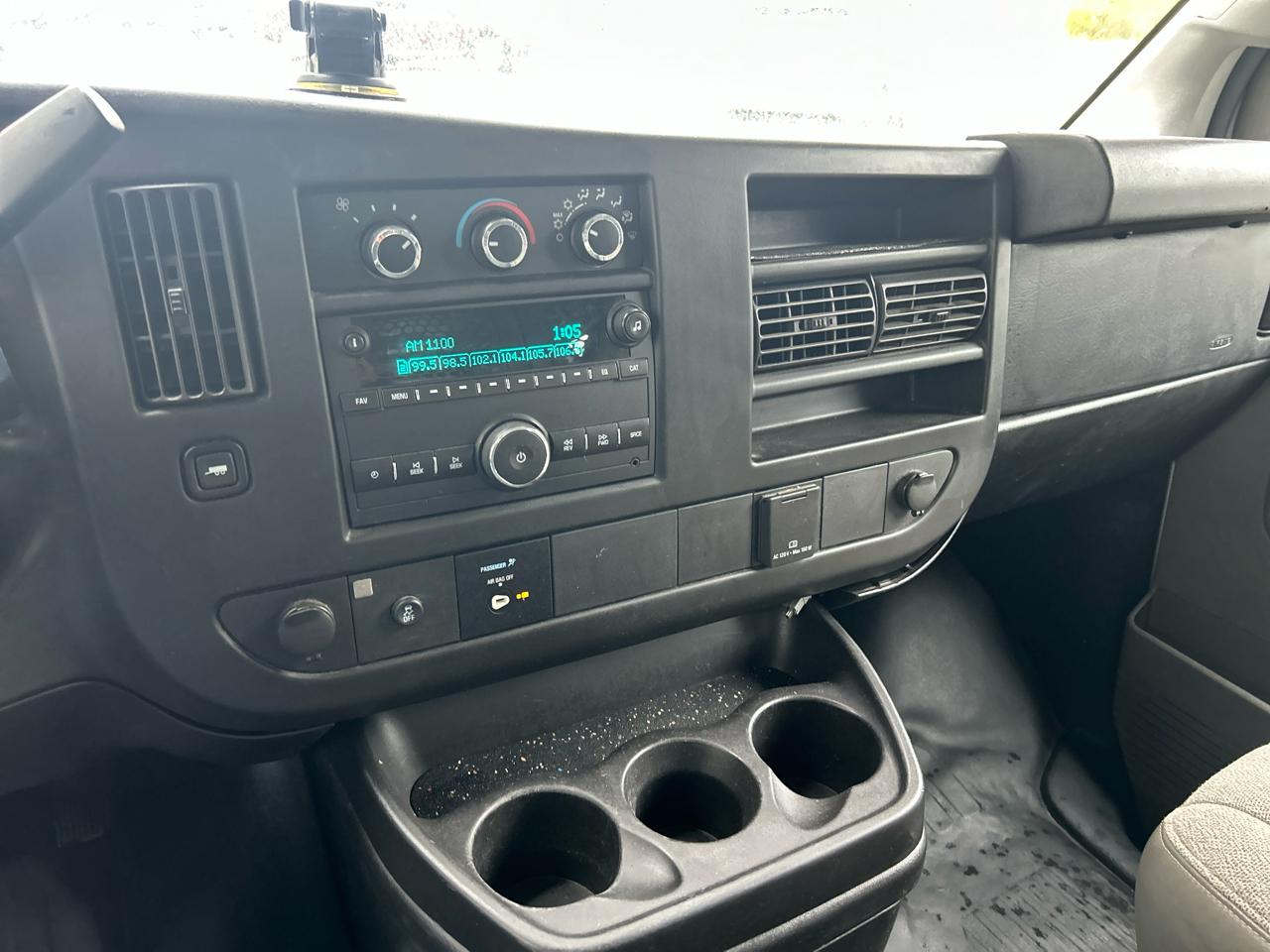 GMC Savana G2500 Cargo 2017