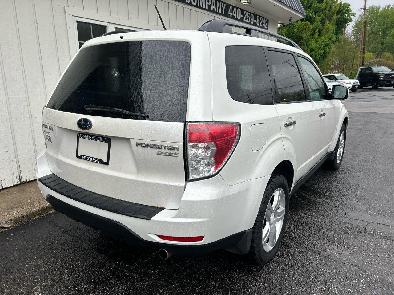 Subaru Forester 2.5X Premium 2010