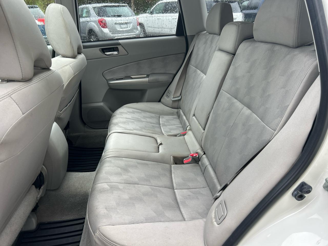 Subaru Forester 2.5X Premium 2010