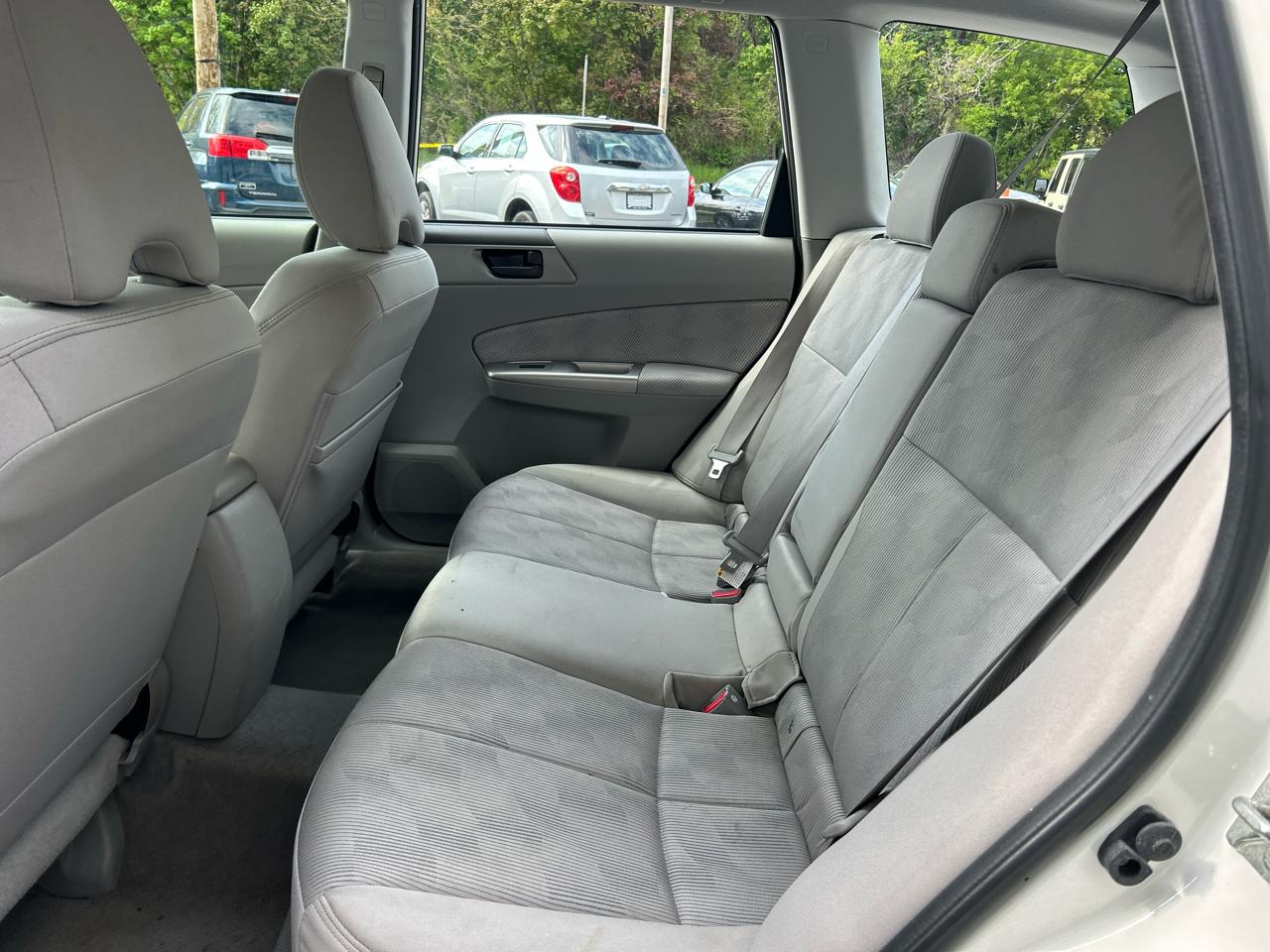 Subaru Forester 2.5X 2010