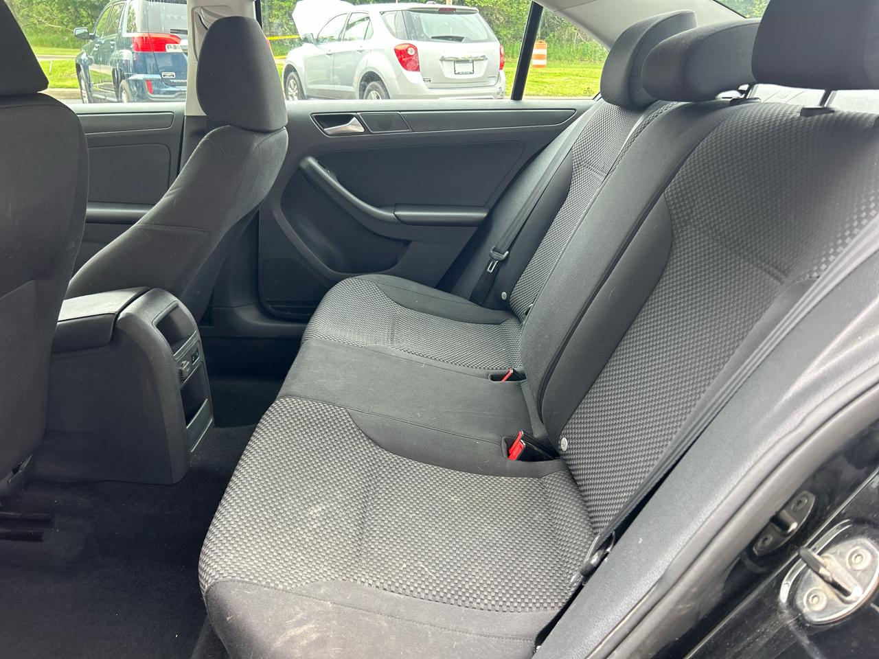 Volkswagen Jetta S 2014