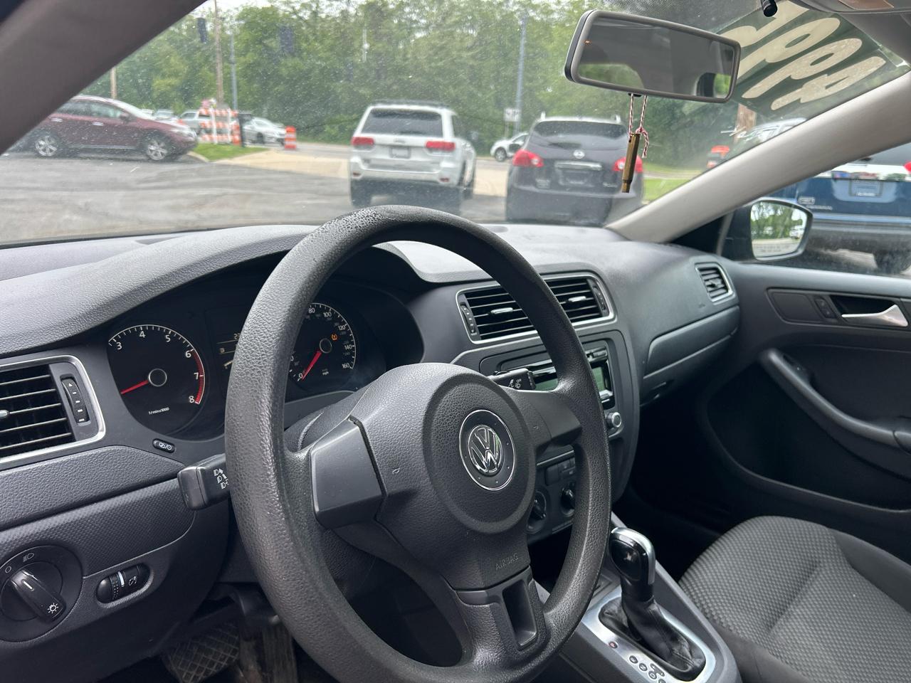 Volkswagen Jetta S 2014
