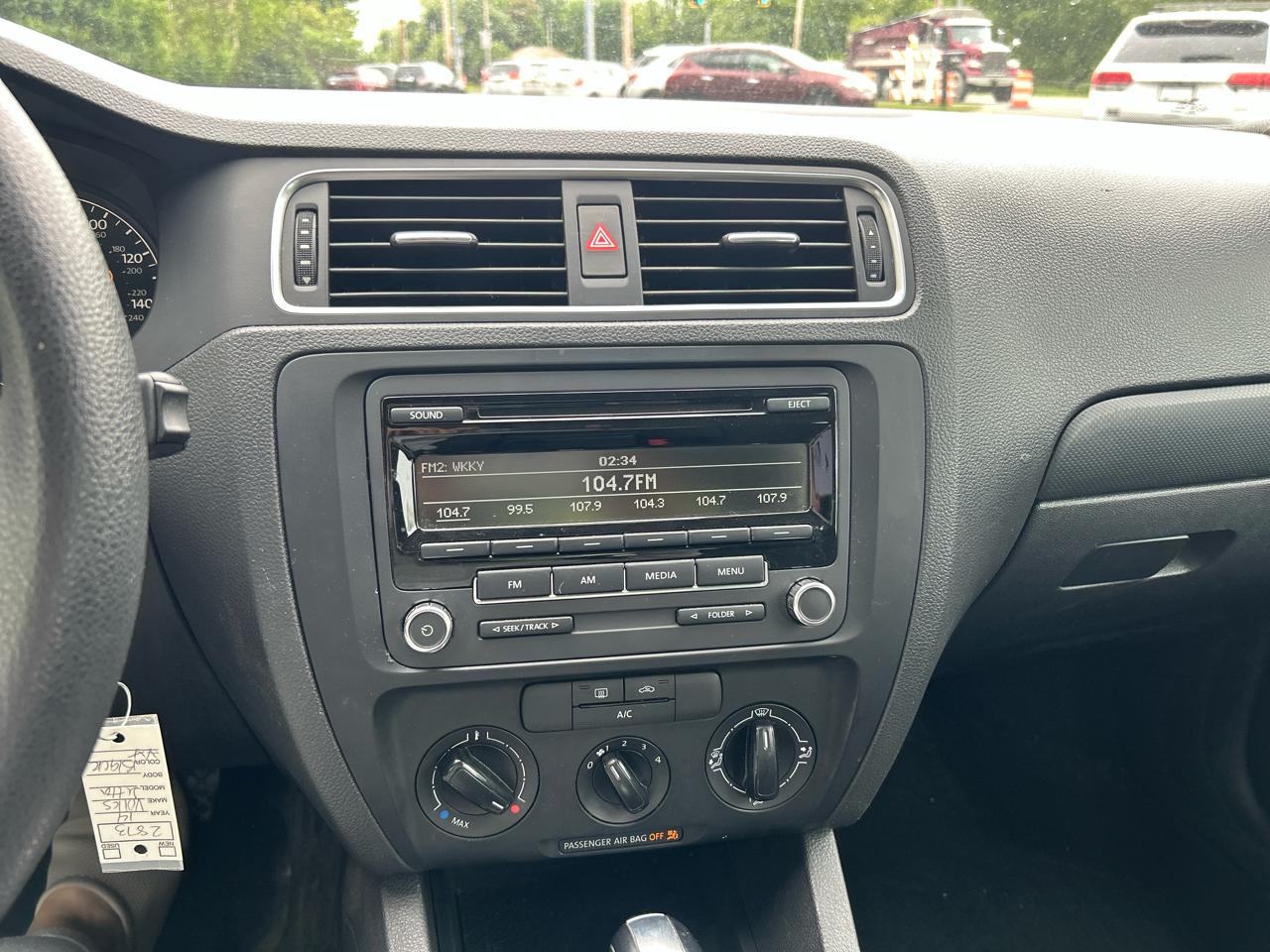 Volkswagen Jetta S 2014