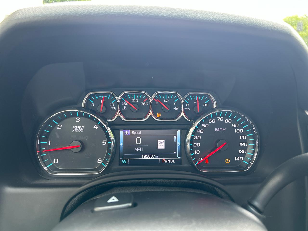 GMC Yukon XL SLT 4WD 2017