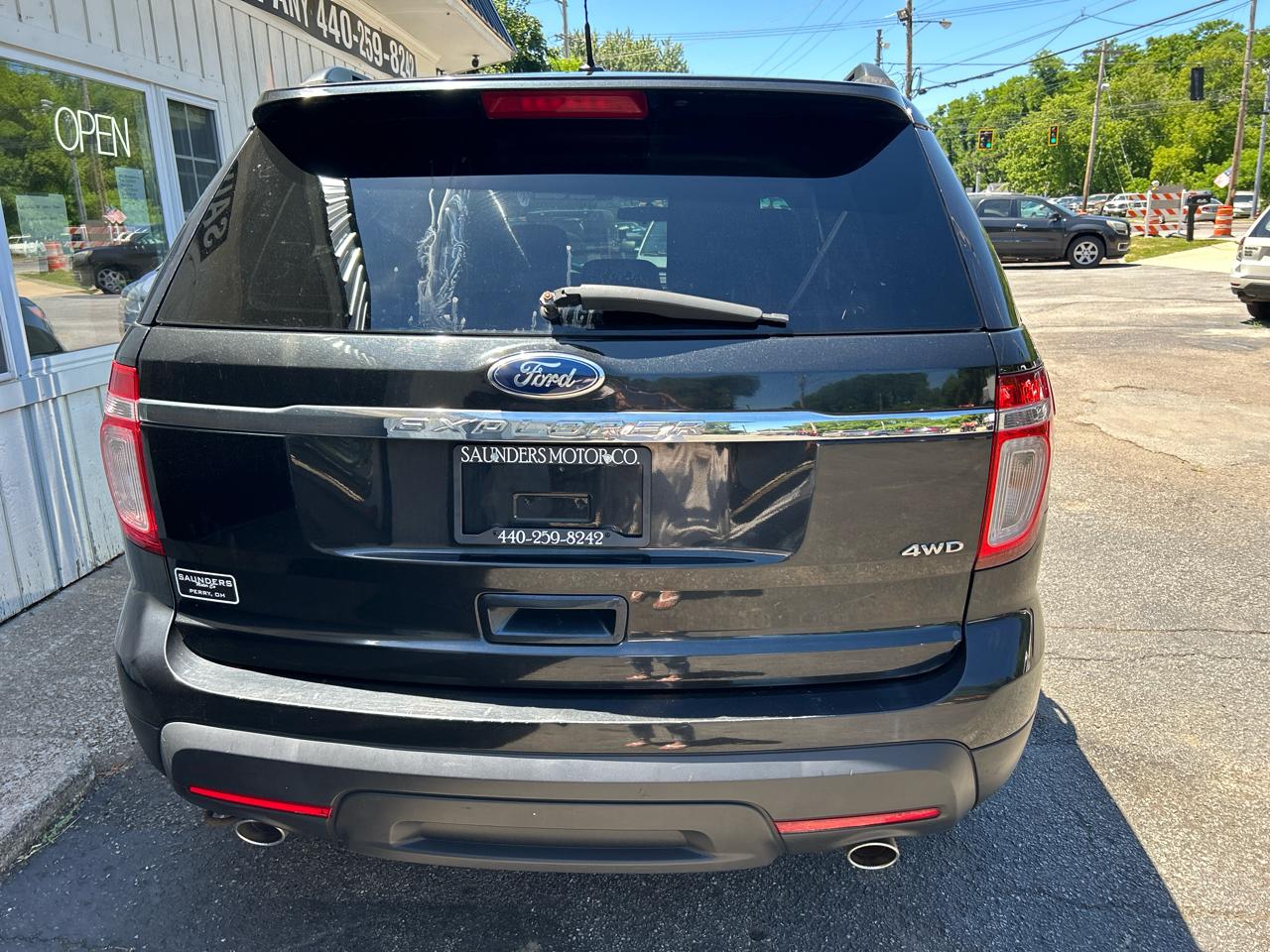 Ford Explorer Base 4WD 2015