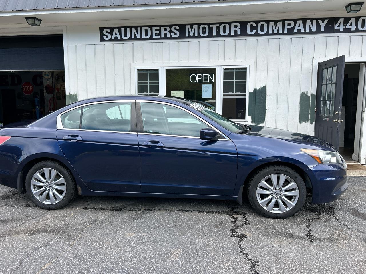 Honda Accord EX Sedan AT 2012