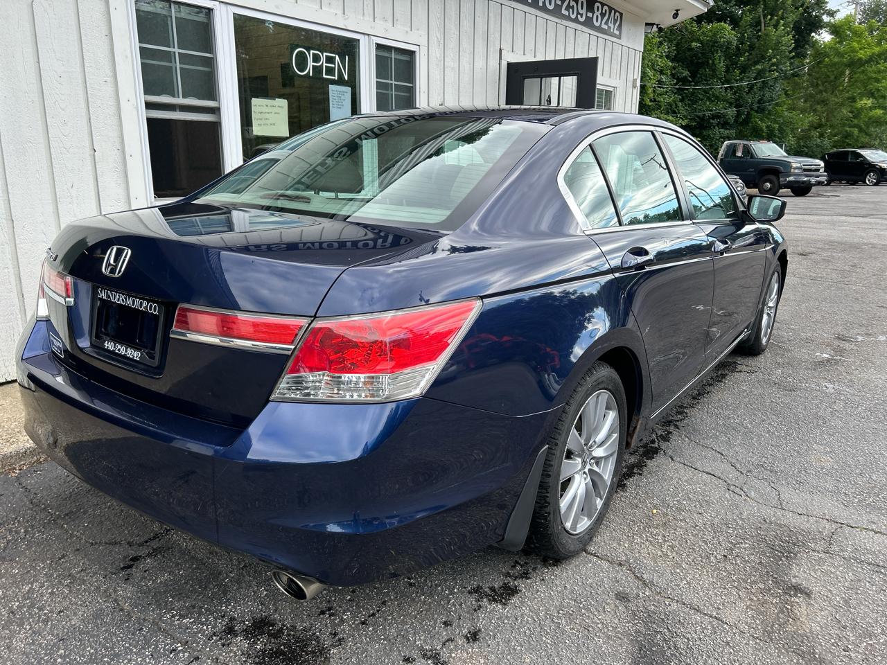 Honda Accord EX Sedan AT 2012