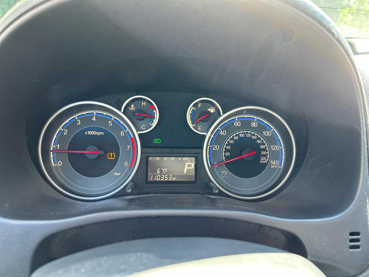 Suzuki SX4 Crossover Base AWD 2011