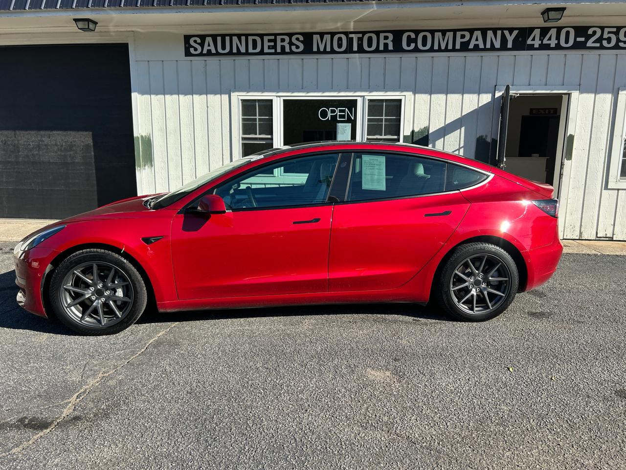 Tesla Model 3 Standard Range Plus 2021