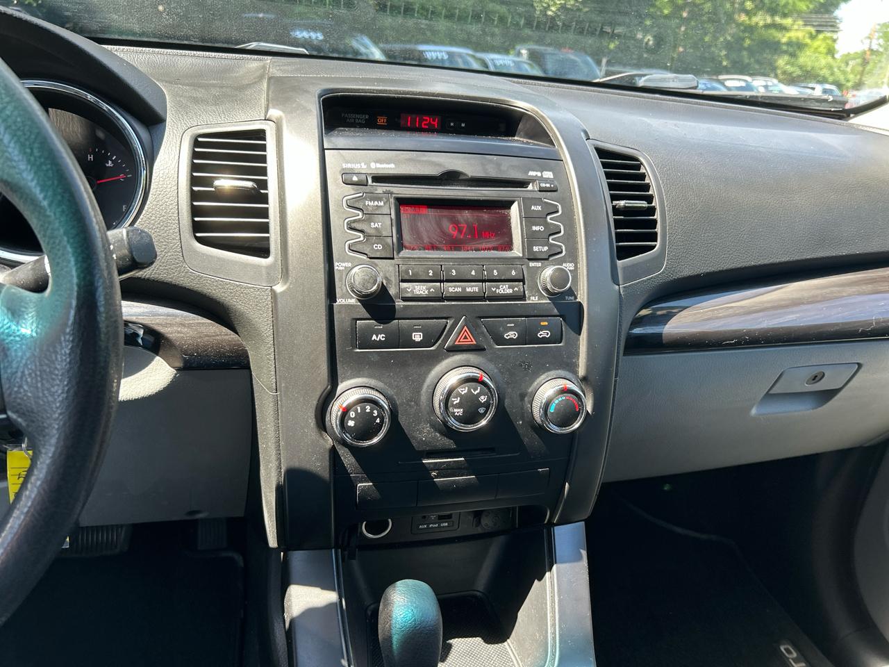 Kia Sorento LX V6 4WD 2013