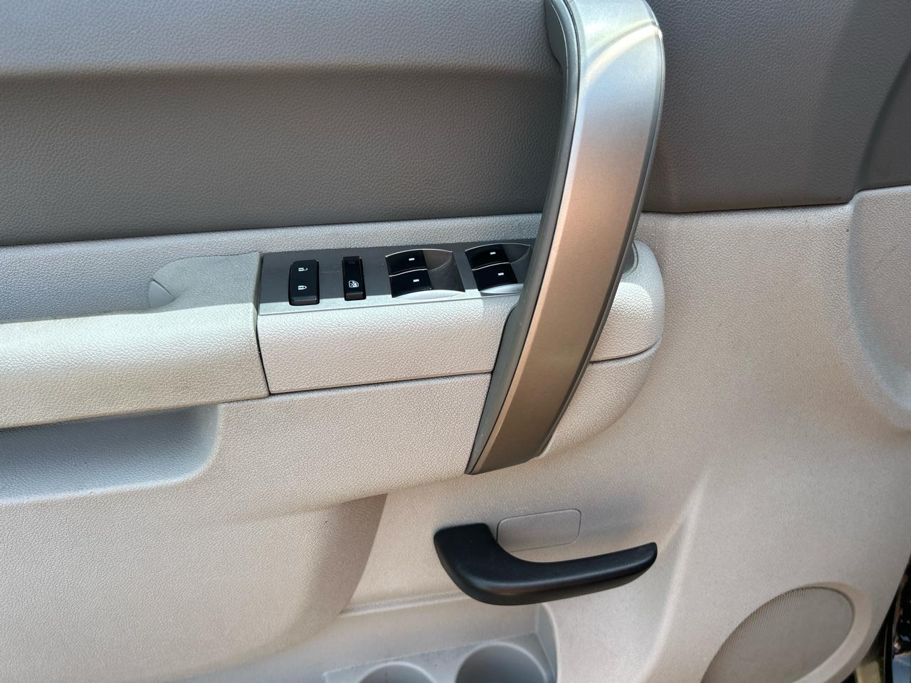 Chevrolet Silverado 1500 LT Crew Cab 4WD 2012