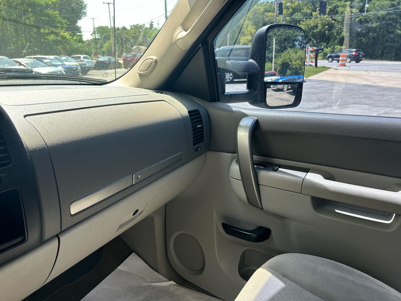 Chevrolet Silverado 1500 LT Crew Cab 4WD 2012