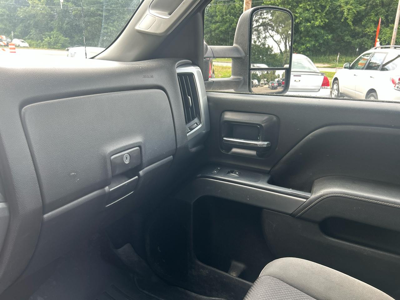 Chevrolet Silverado 2500HD LT Crew Cab Long Box 4WD 2015