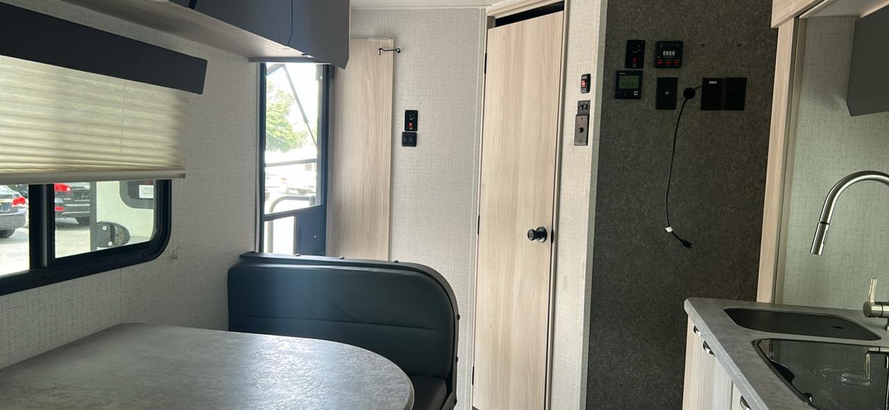 Winnebago of Indiana Unknown  2021
