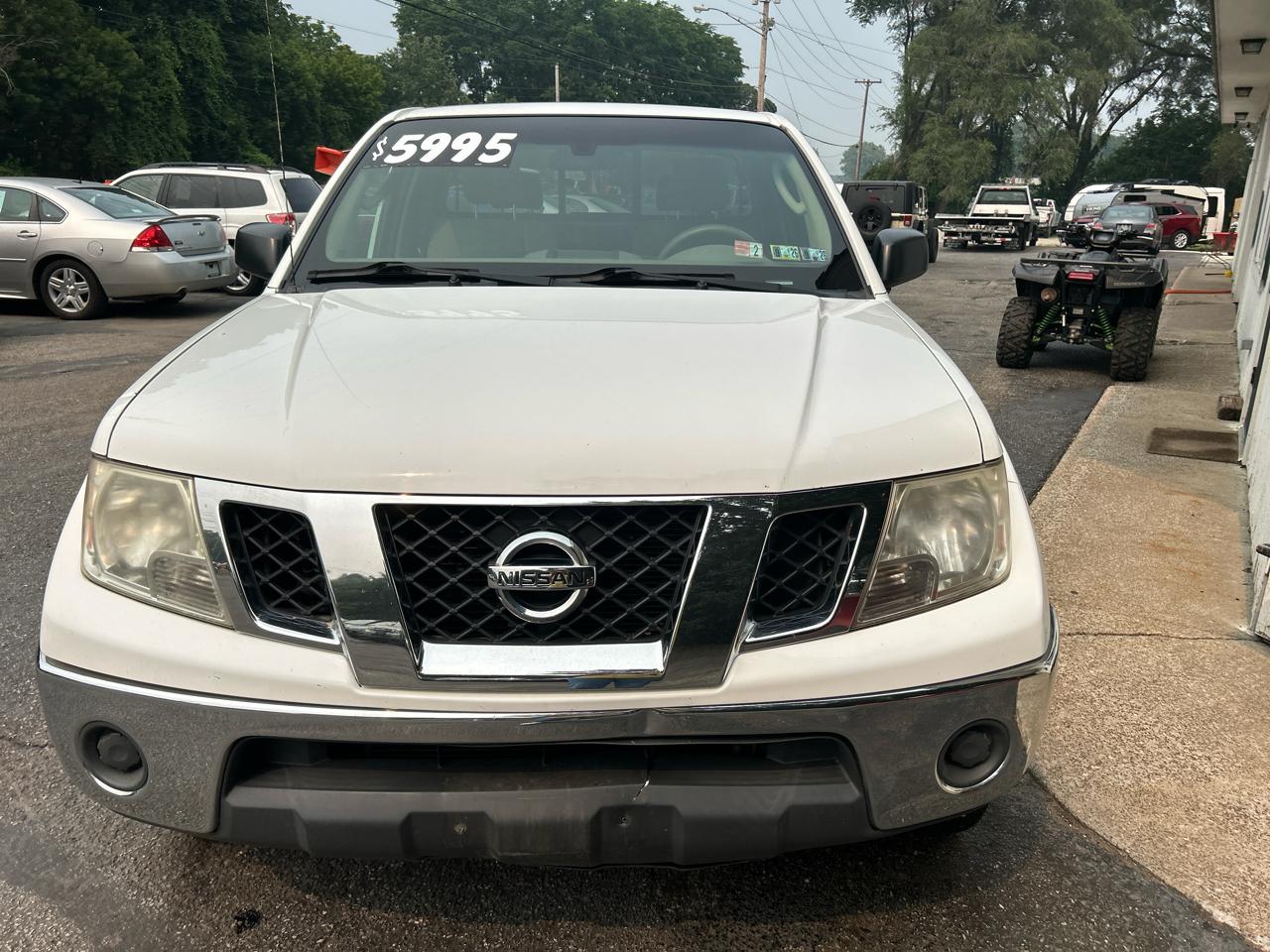 Nissan Frontier SV V6 King Cab 4WD 2011