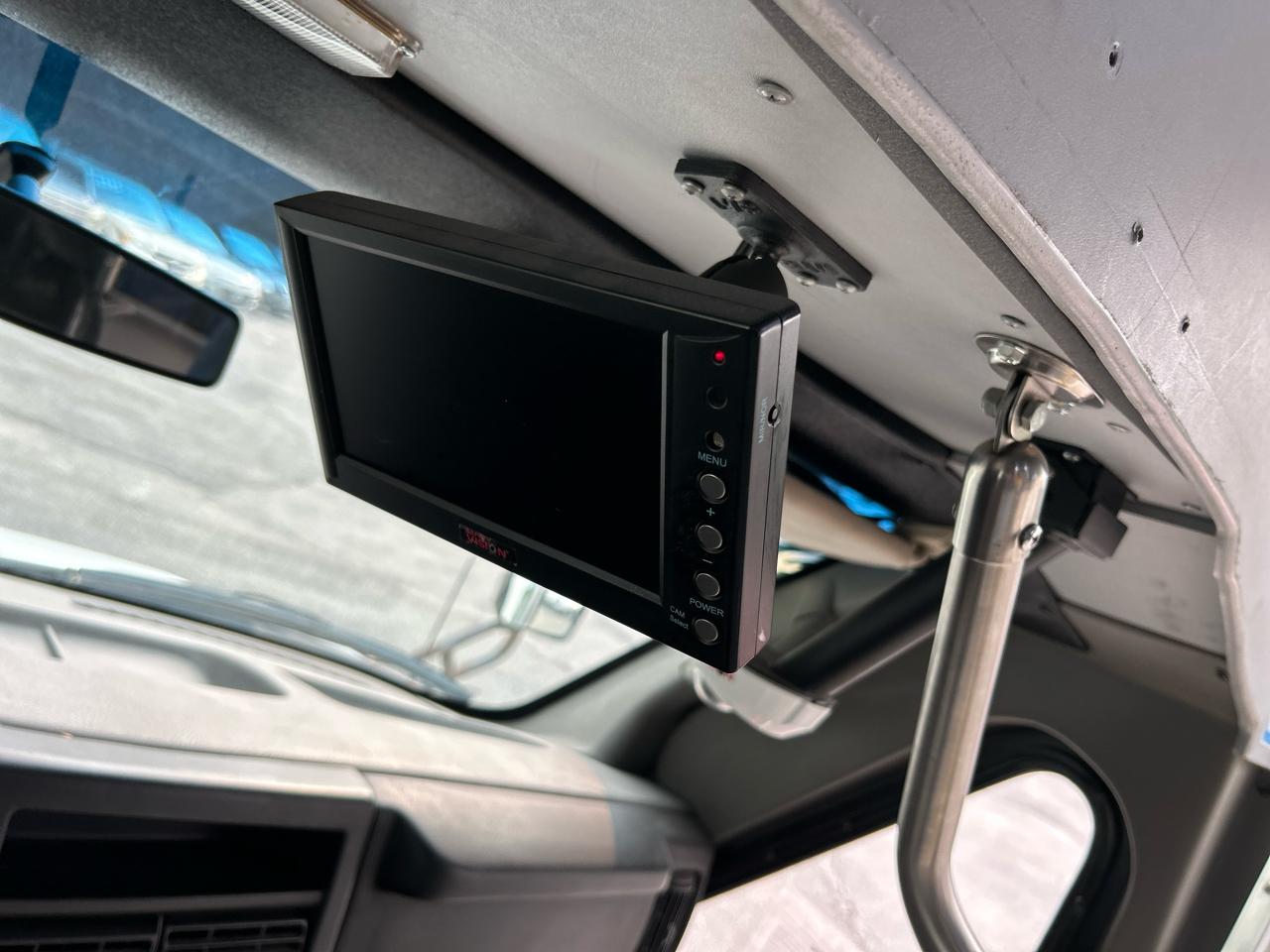 Chevrolet Express G4500 159" 2015
