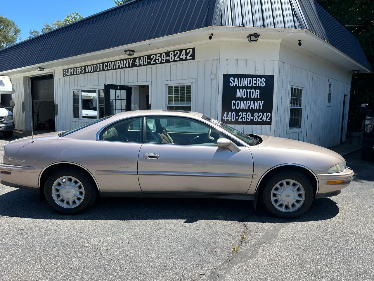 Buick Riviera Coupe 1995