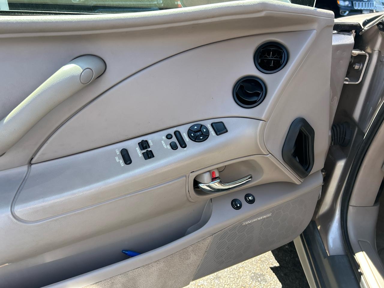 Buick Riviera Coupe 1995