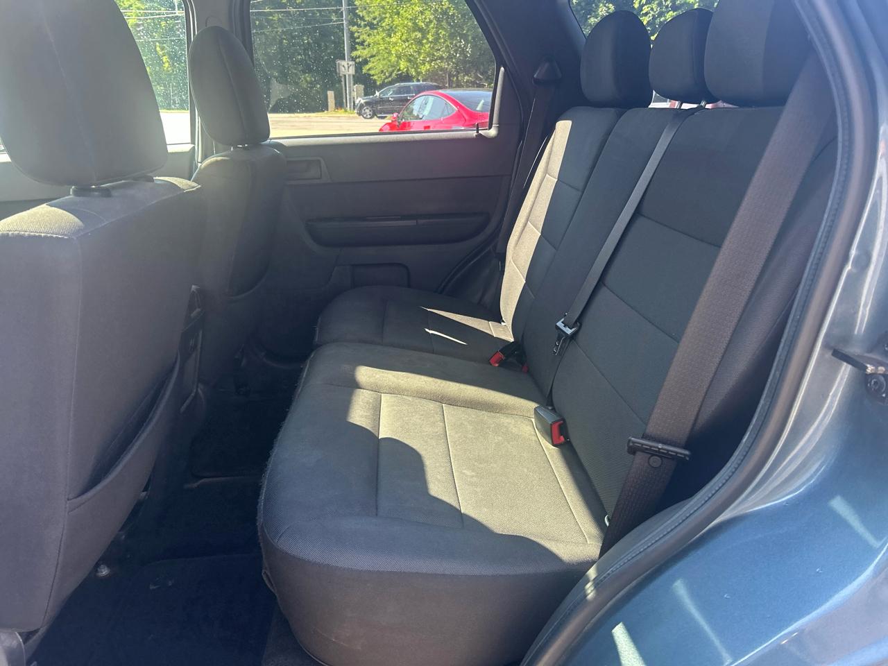 Ford Escape XLT FWD 2012