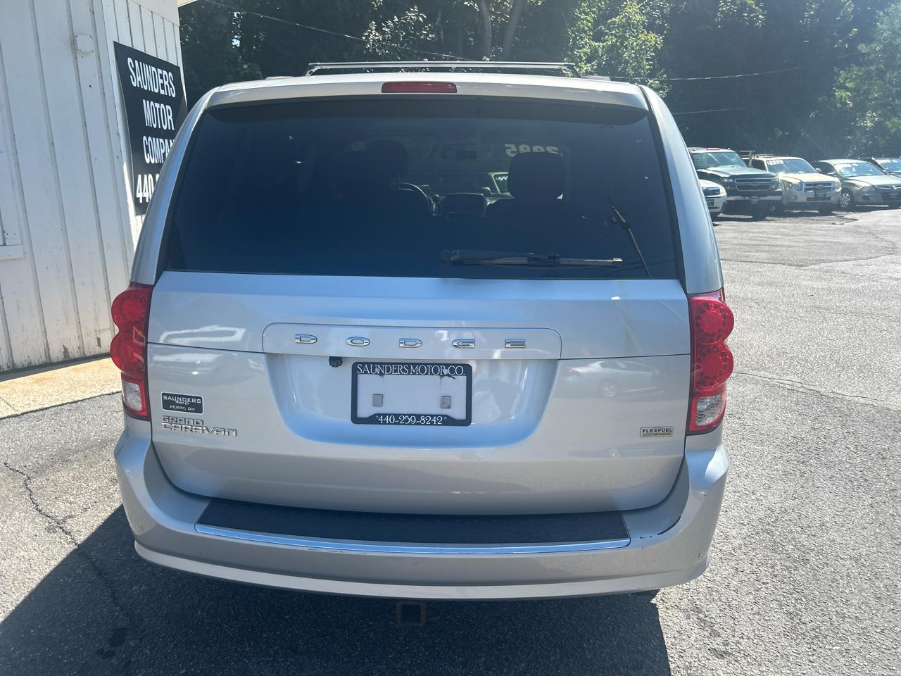 Dodge Grand Caravan SXT 2012