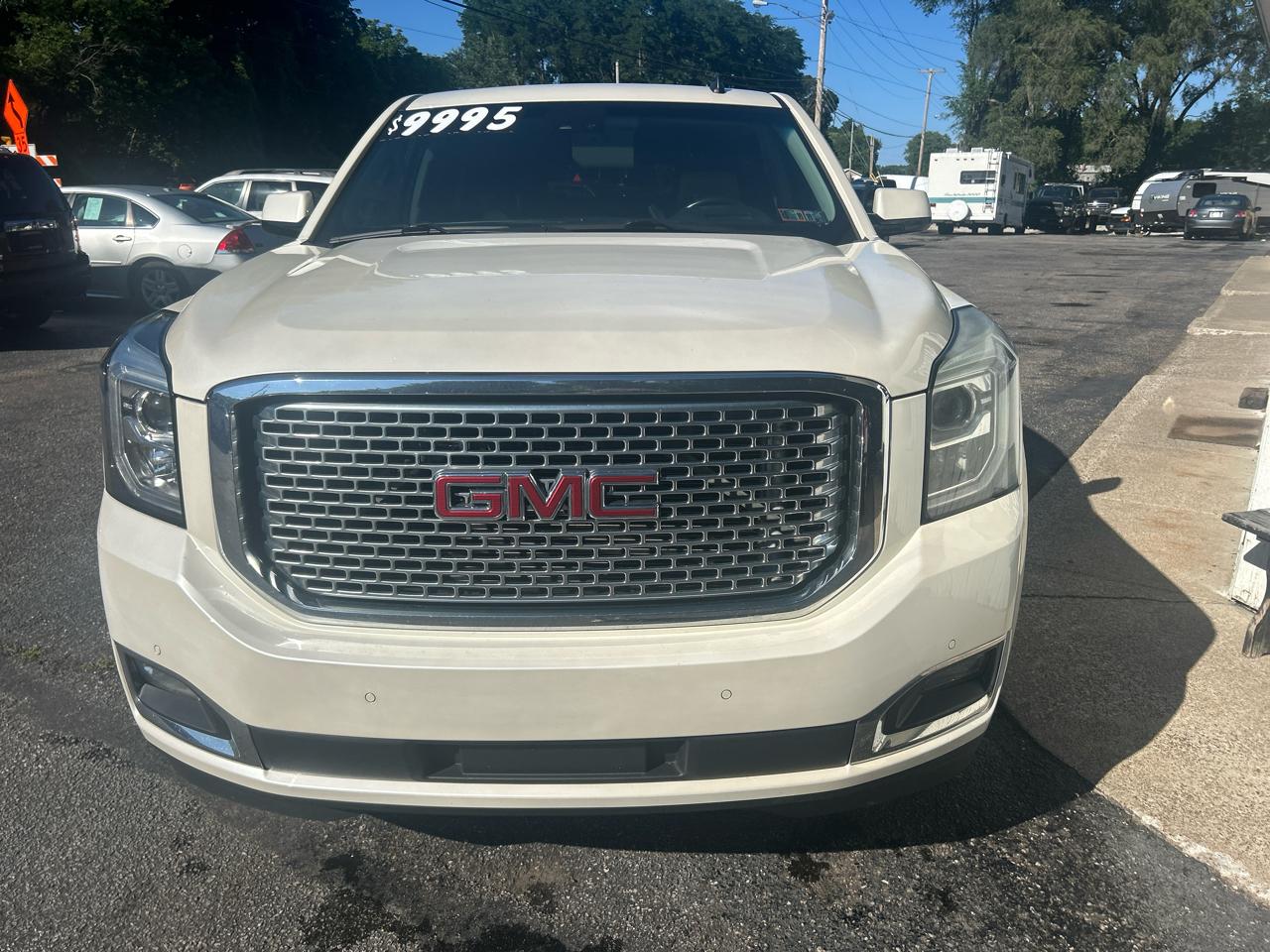 GMC Yukon Denali 4WD 2015