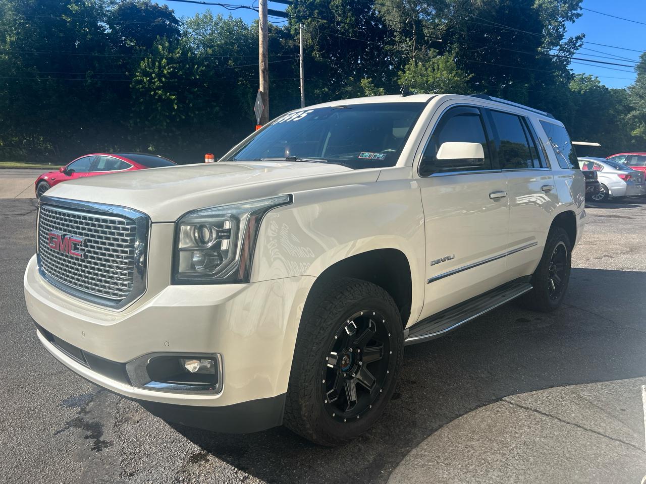 GMC Yukon Denali 4WD 2015