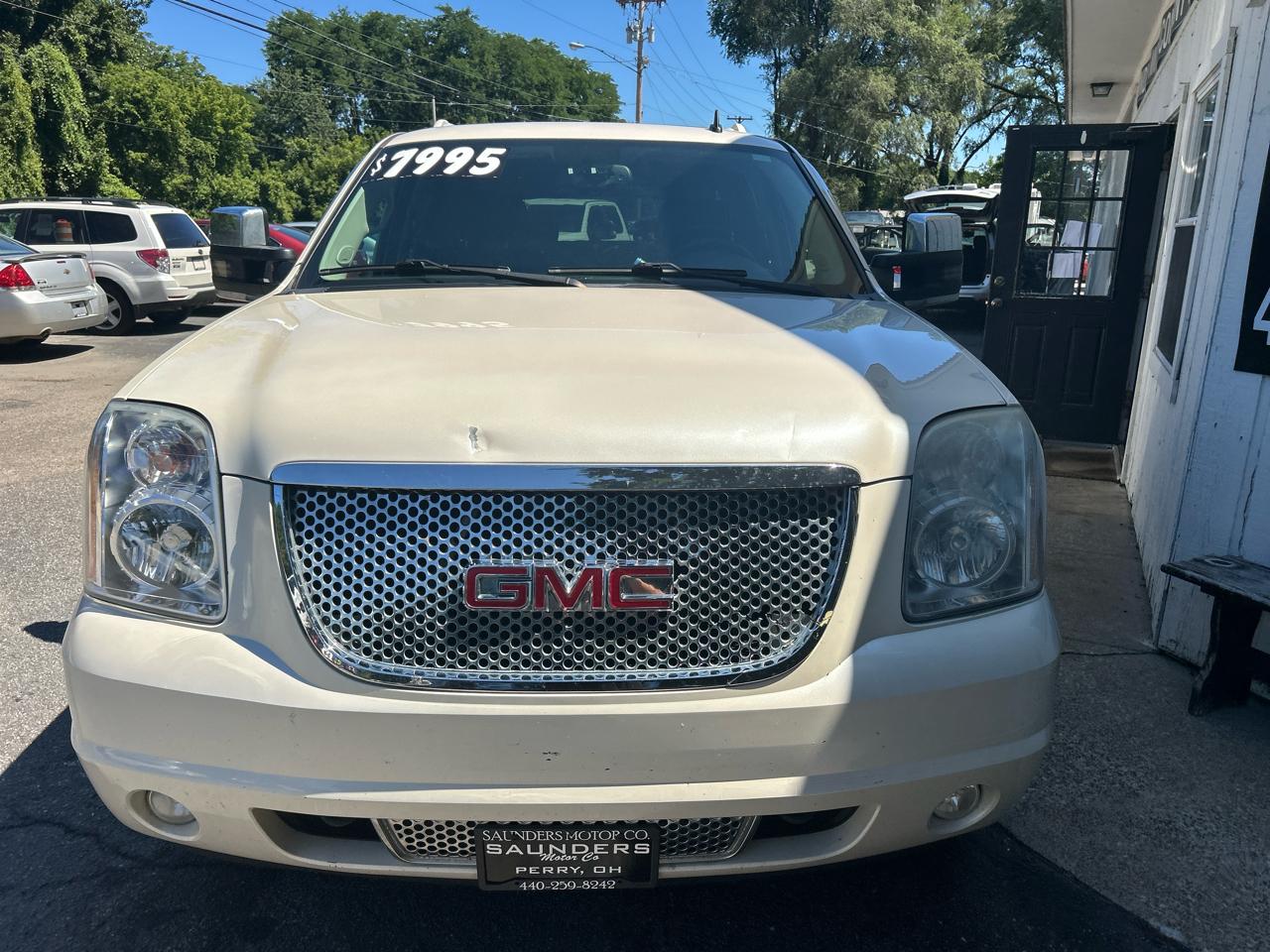 GMC Yukon Denali XL 4WD 2012