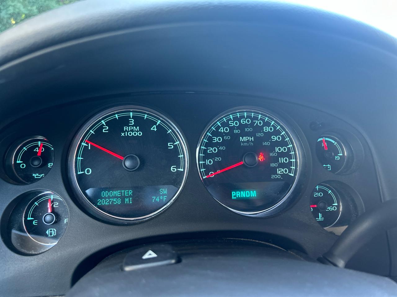 GMC Yukon Denali XL 4WD 2012