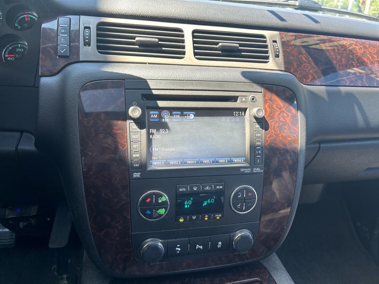 GMC Yukon Denali XL 4WD 2012