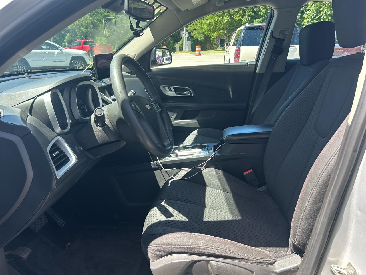 Chevrolet Equinox LS AWD 2012