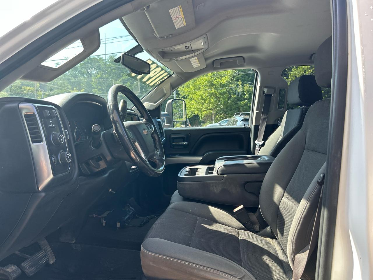 Chevrolet Silverado 2500HD LT Crew Cab Long Box 4WD 2015