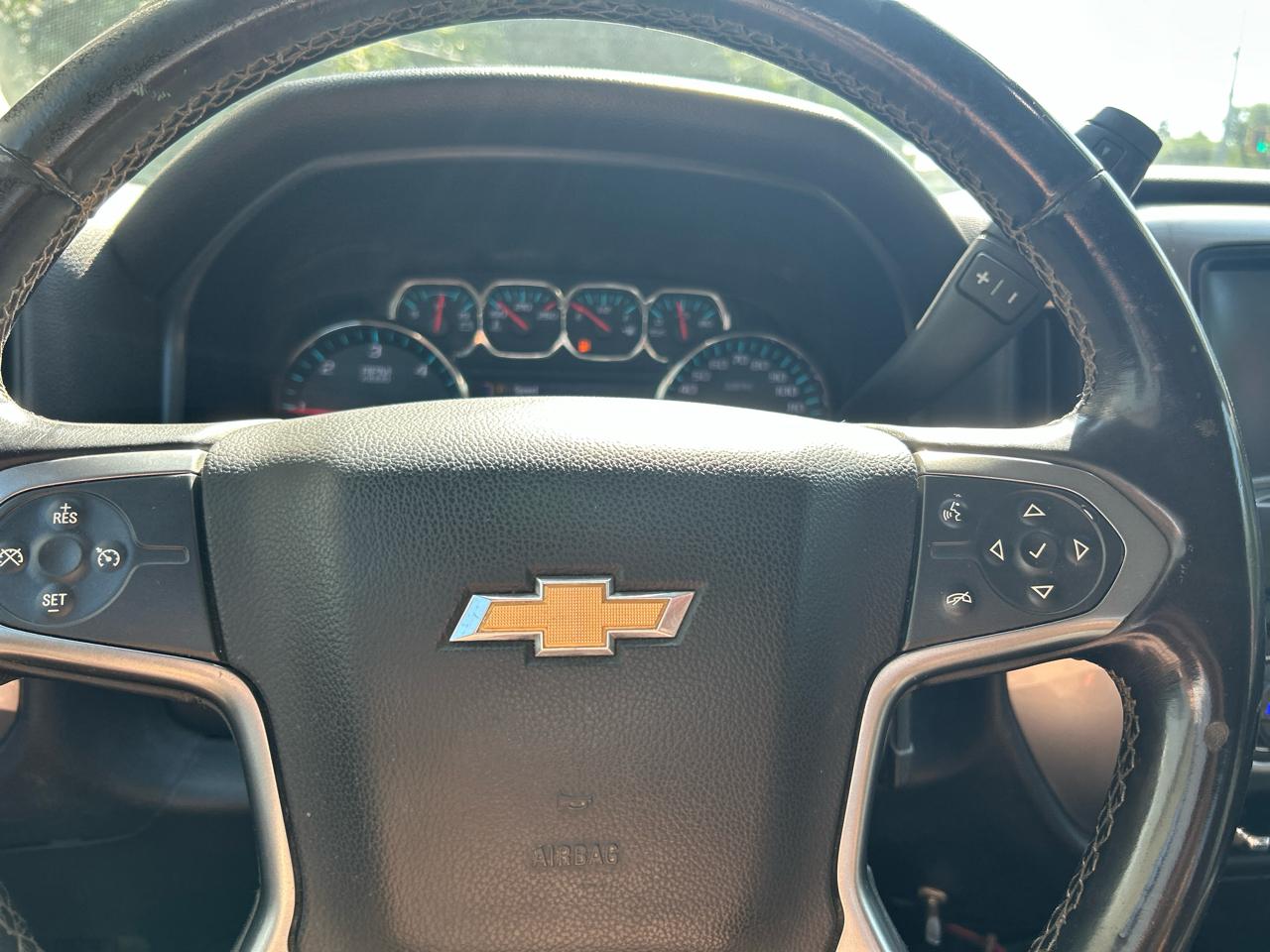 Chevrolet Silverado 2500HD LT Crew Cab Long Box 4WD 2015