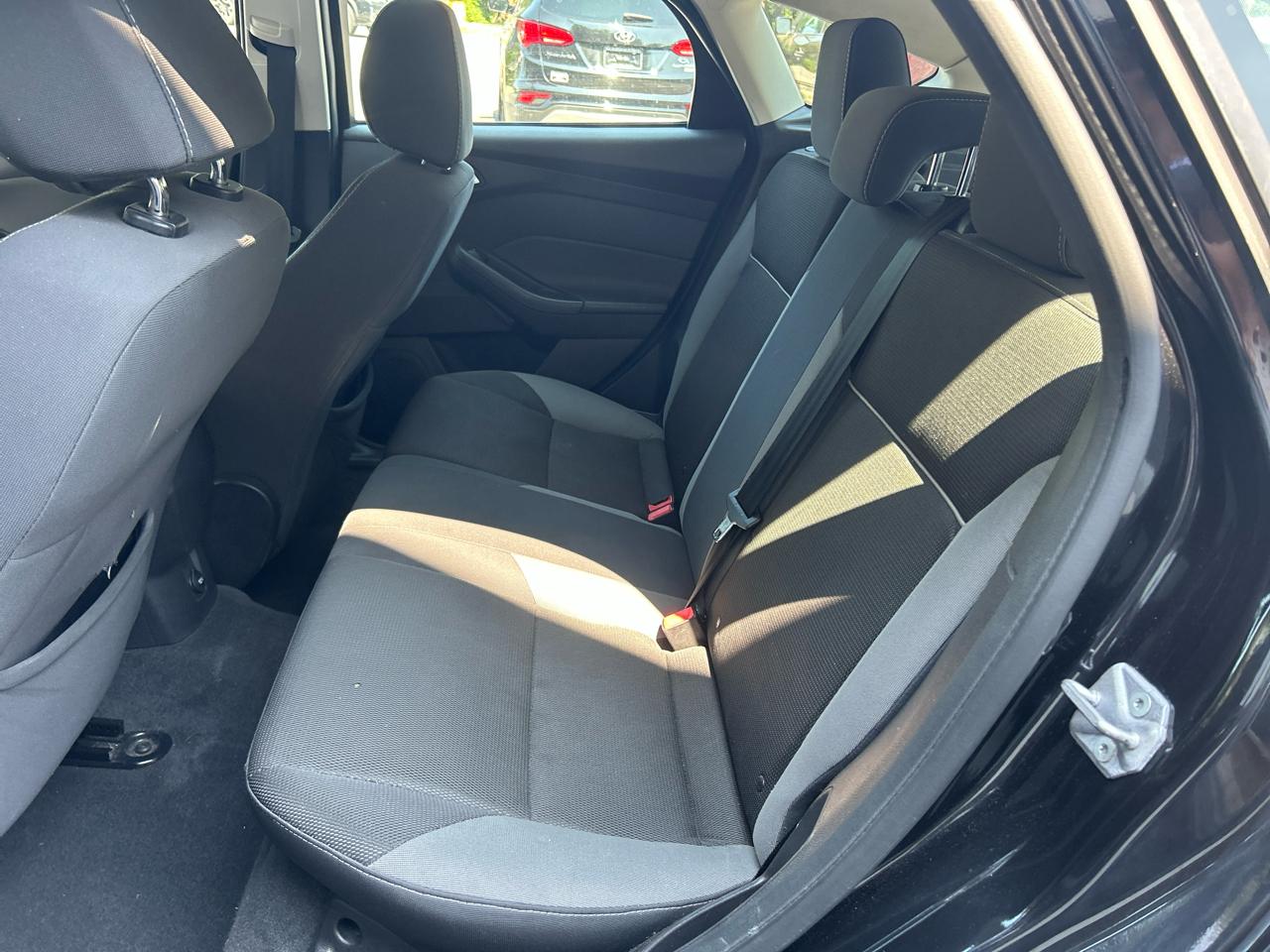 Ford Focus SE Hatch 2013
