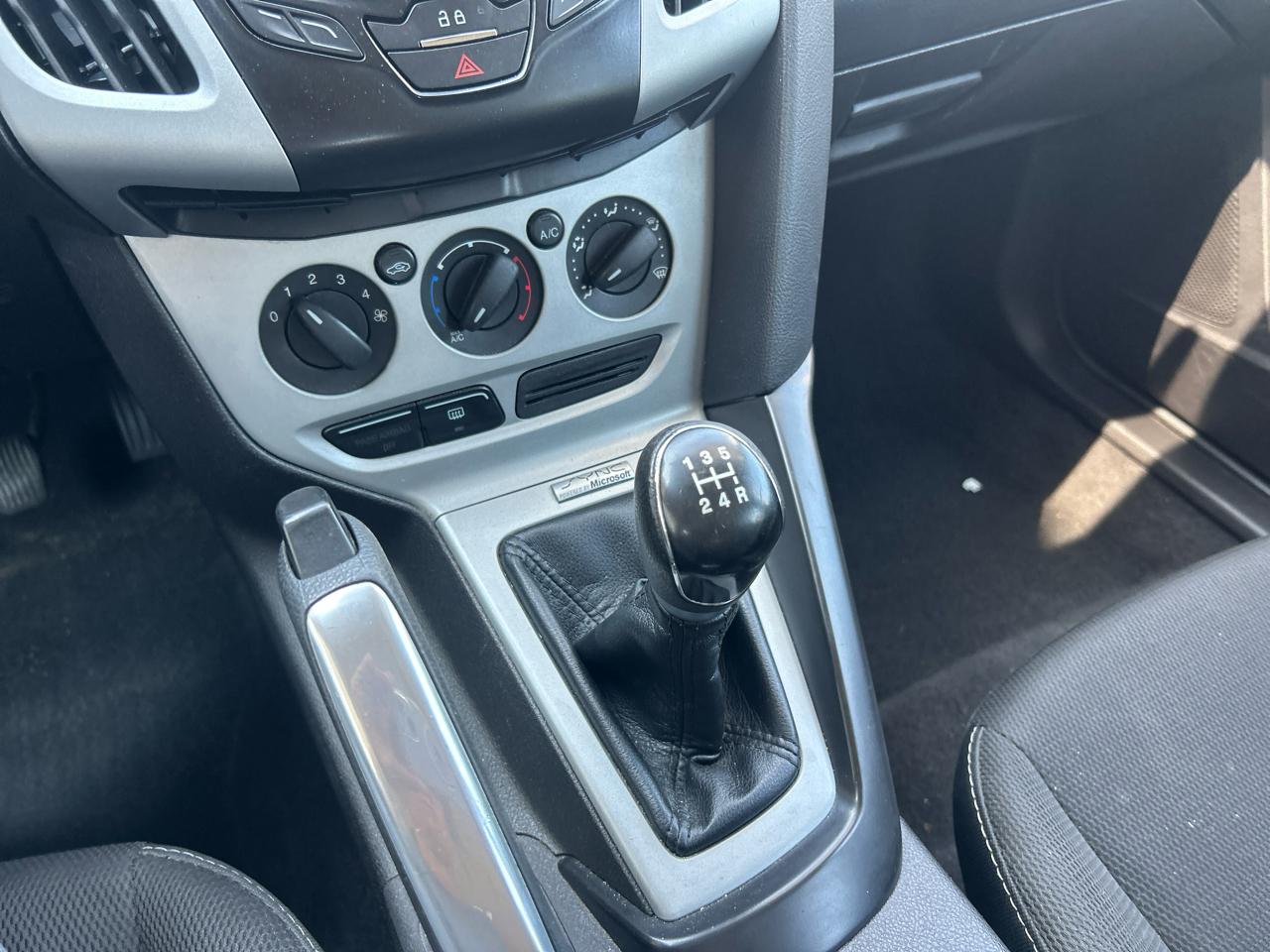 Ford Focus SE Hatch 2013
