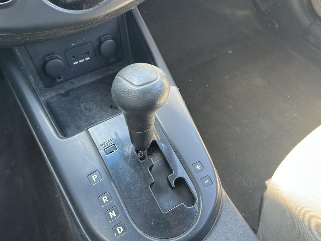 Kia Forte LX 2010