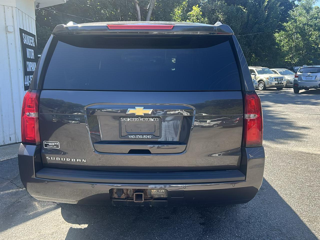 Chevrolet Suburban LT 4WD 2016