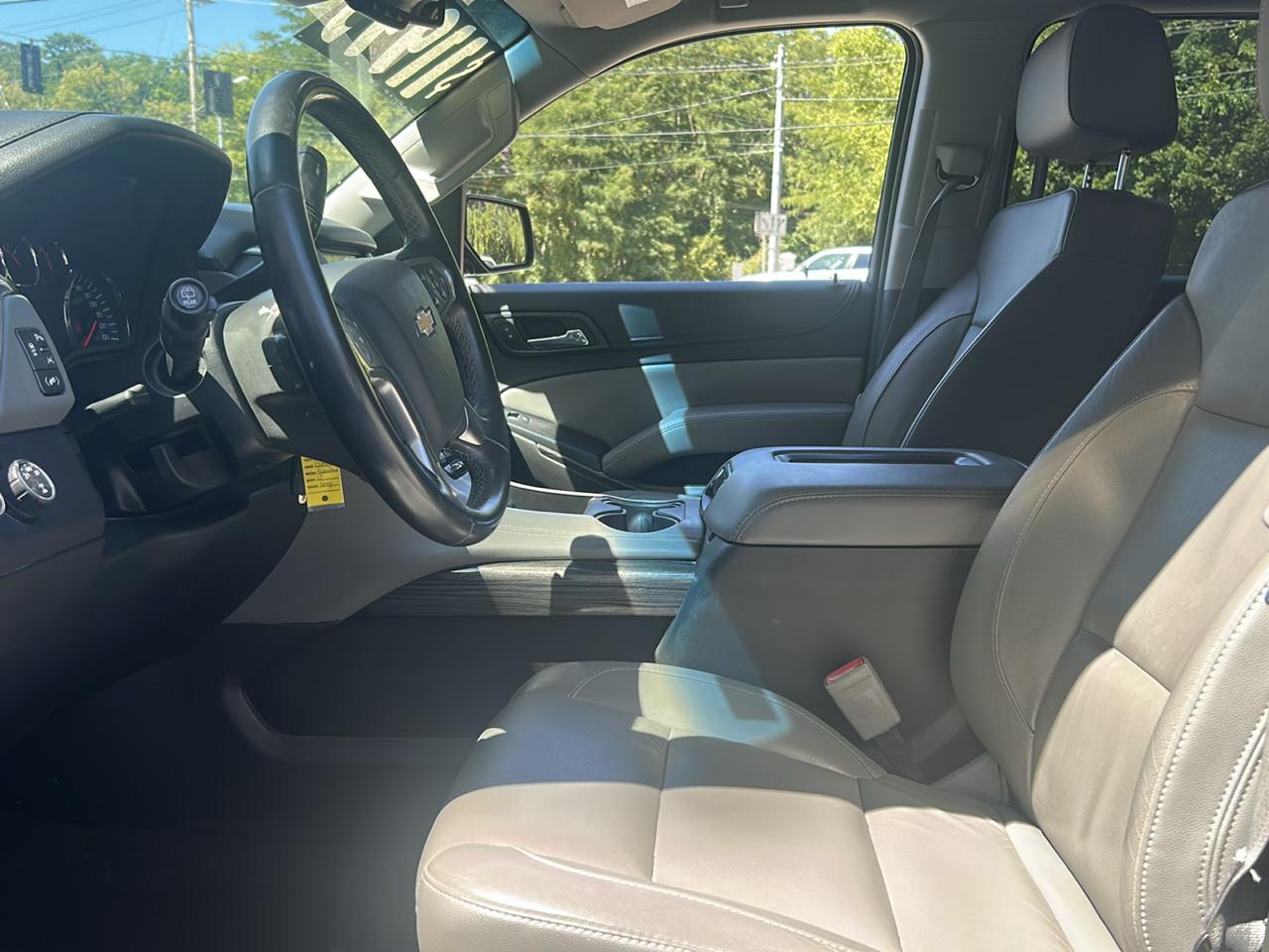 Chevrolet Suburban LT 4WD 2016