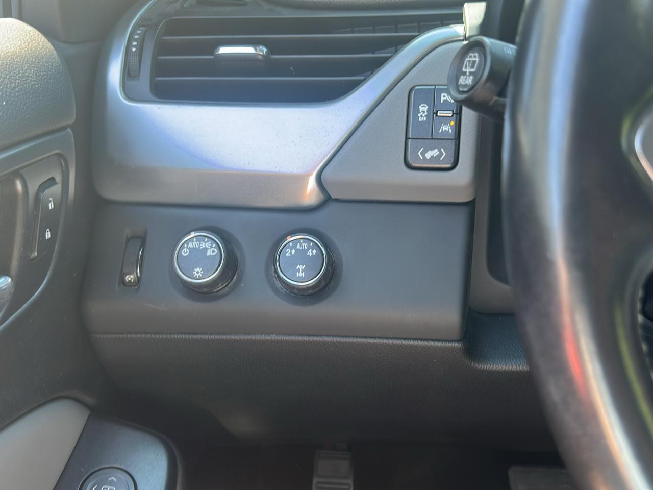 Chevrolet Suburban LT 4WD 2016
