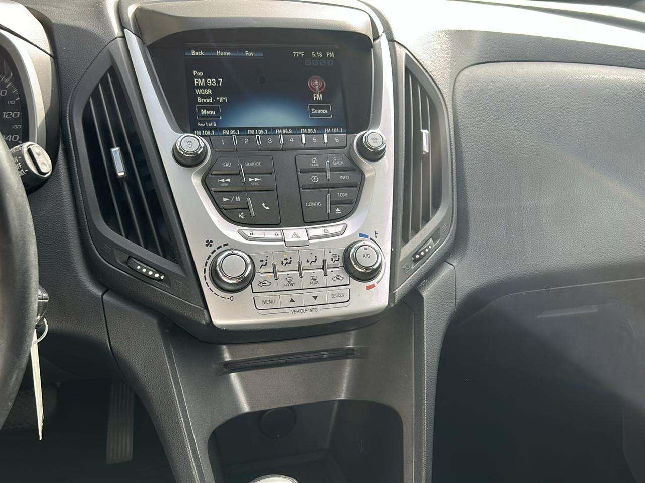 Chevrolet Equinox 1LT 2WD 2012