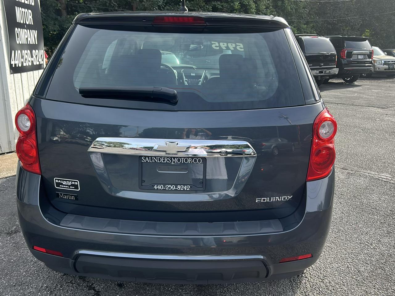 Chevrolet Equinox LS 2WD 2011
