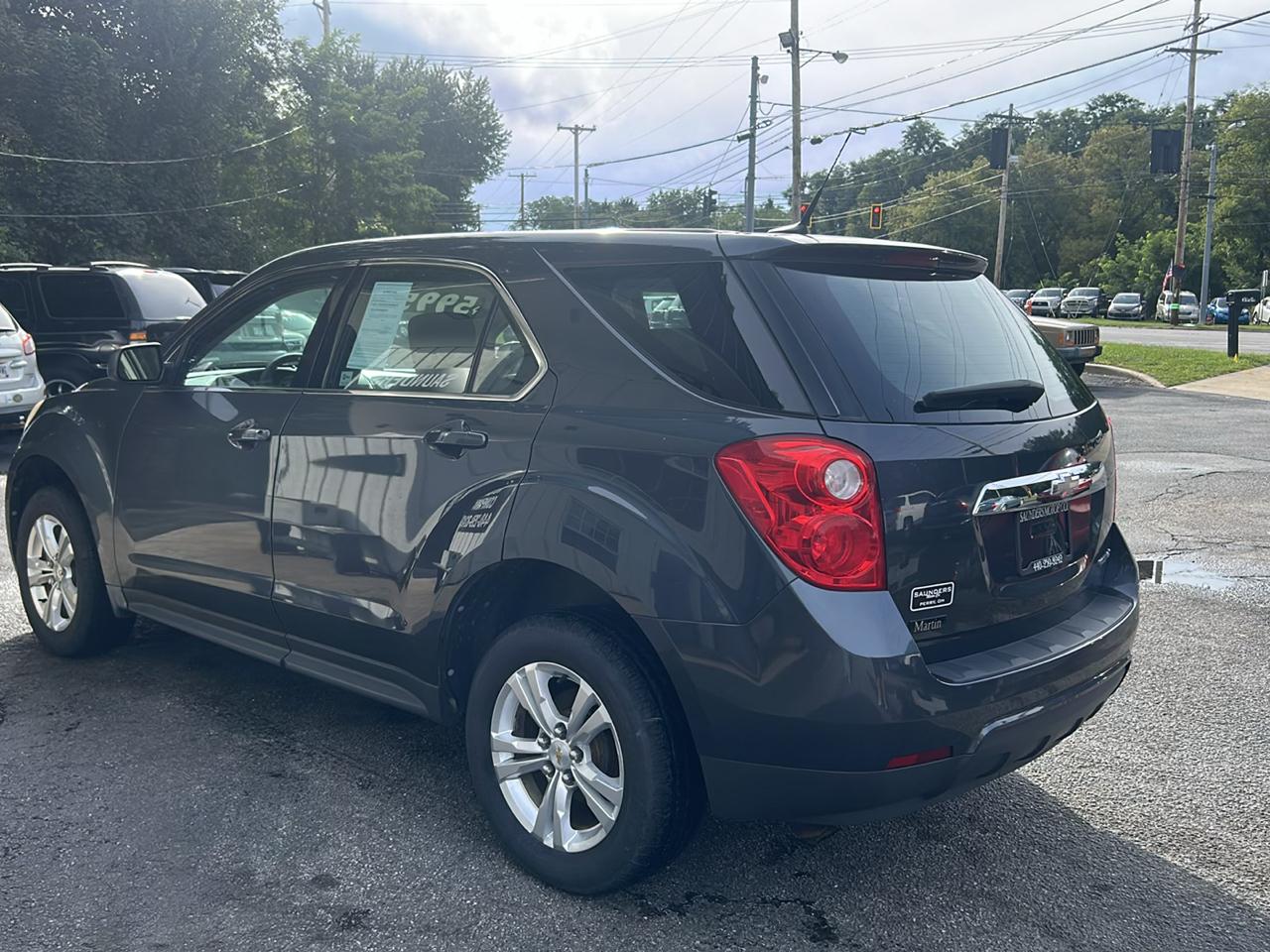 Chevrolet Equinox LS 2WD 2011
