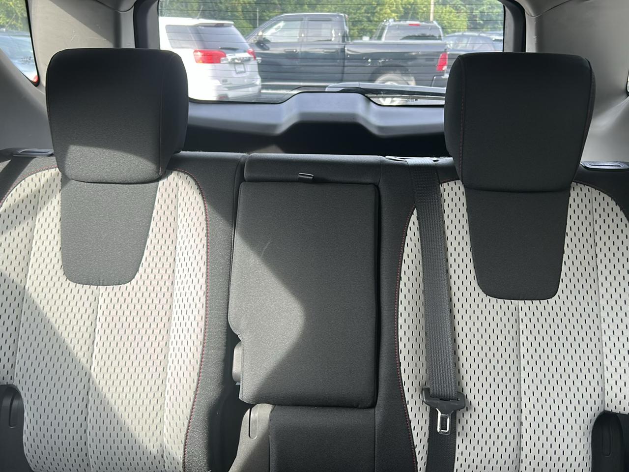 Chevrolet Equinox LS 2WD 2011