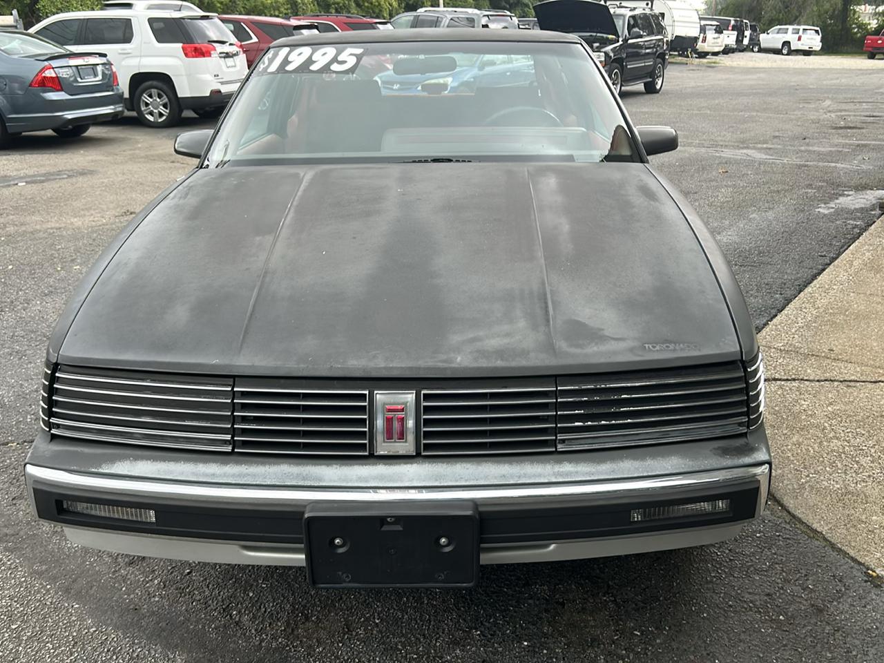 Oldsmobile Toronado Brougham 1986