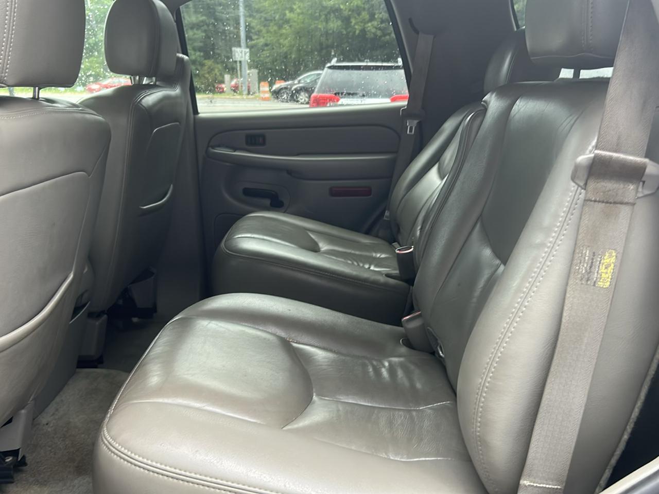 Chevrolet Tahoe 4WD 2004