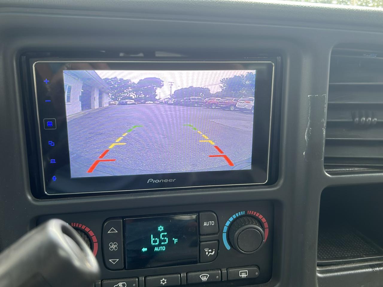 Chevrolet Tahoe 4WD 2004