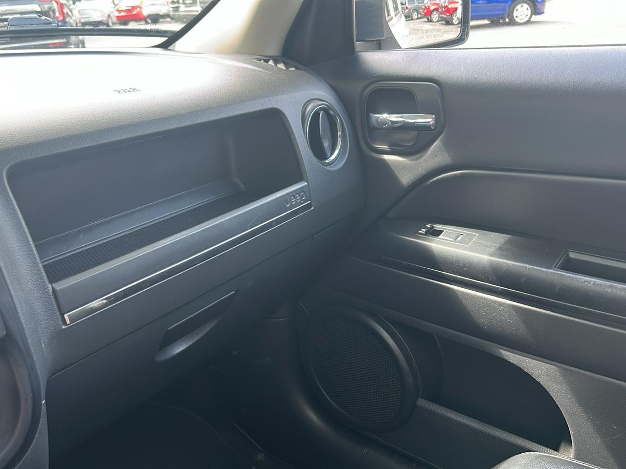 Jeep Patriot Latitude 4WD 2017